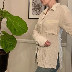 NWT Anthro Pilcro Super soft double gauze button down shirt